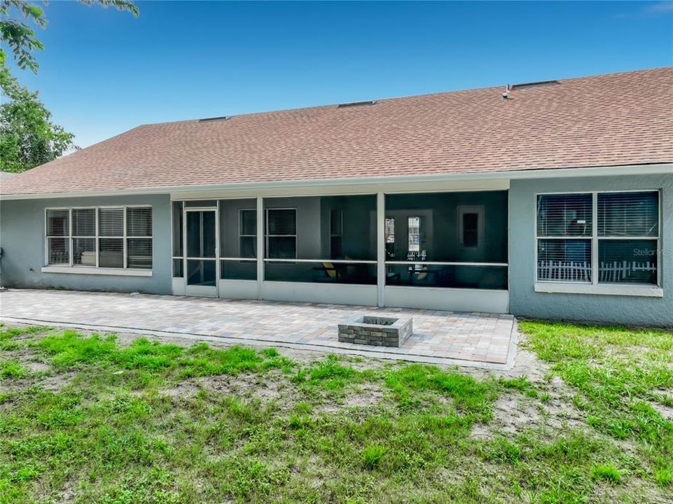 For Rent: $3,100 (4 beds, 3 baths, 2189 Square Feet)