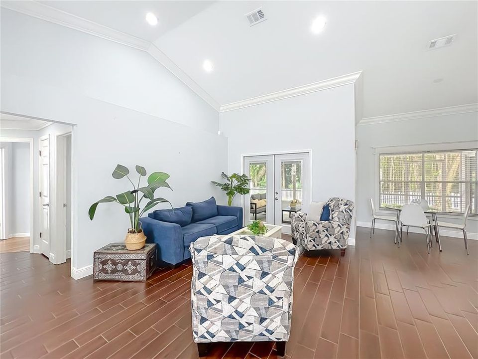 For Rent: $3,100 (4 beds, 3 baths, 2189 Square Feet)