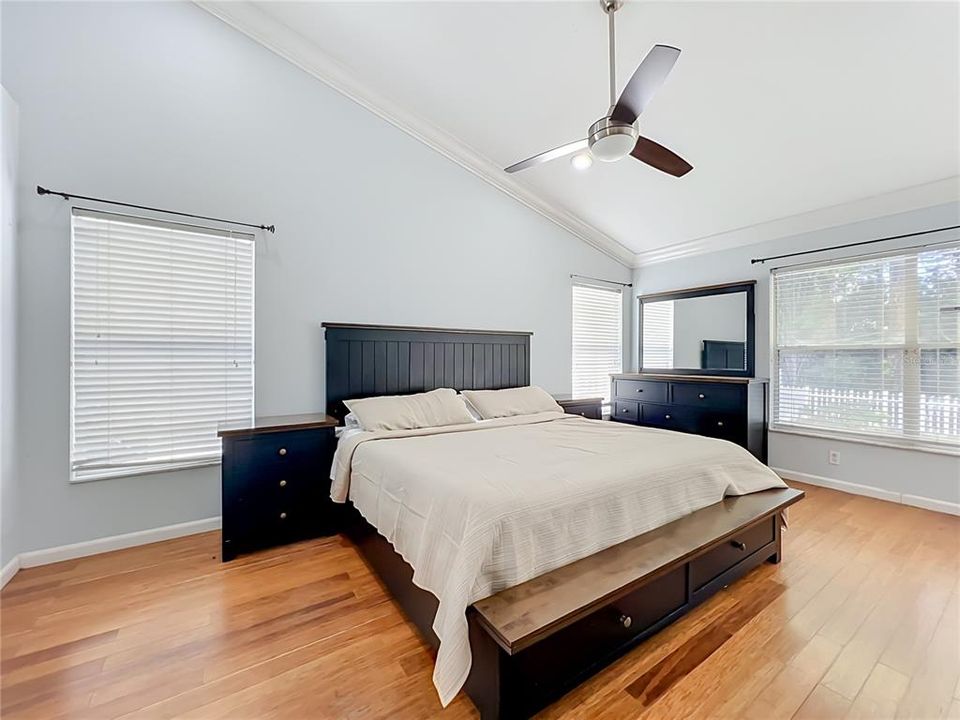 For Rent: $3,100 (4 beds, 3 baths, 2189 Square Feet)