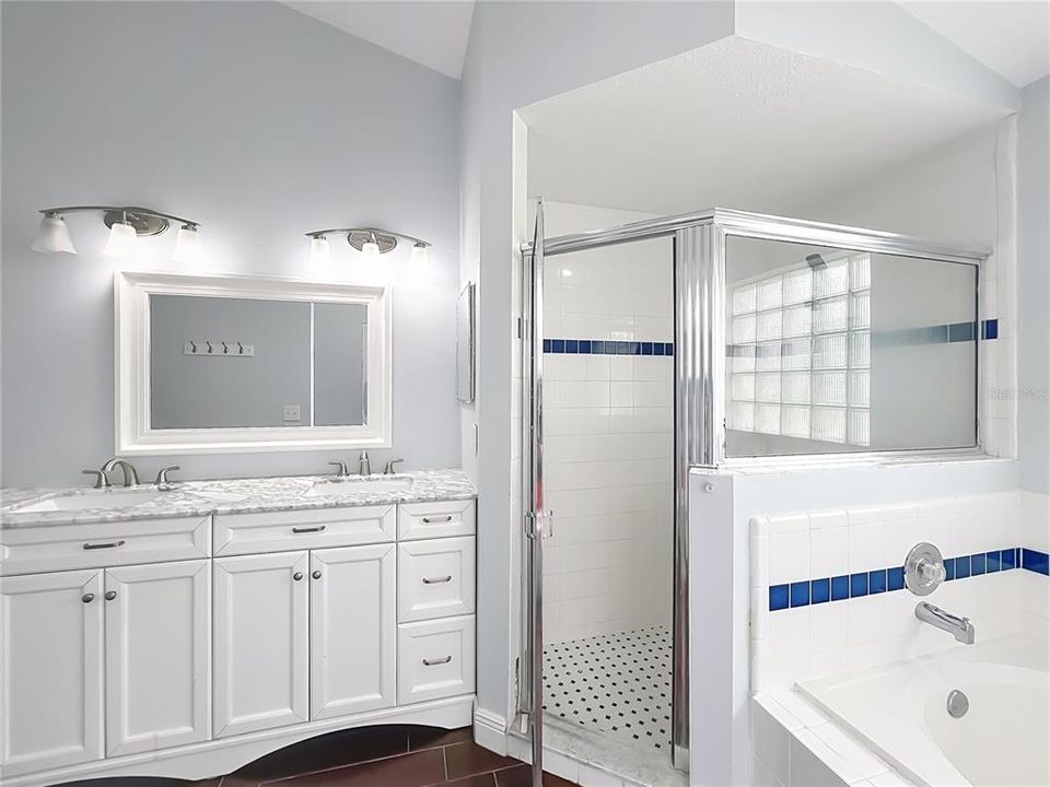 For Rent: $3,100 (4 beds, 3 baths, 2189 Square Feet)