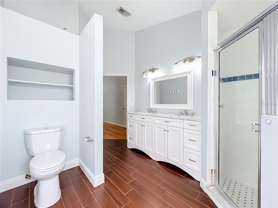 For Rent: $3,100 (4 beds, 3 baths, 2189 Square Feet)