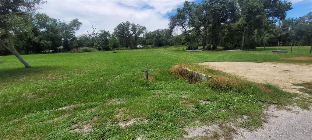 待售: $65,000 (0.78 acres)