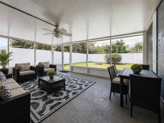 Activo con contrato: $350,000 (3 camas, 2 baños, 1116 Pies cuadrados)