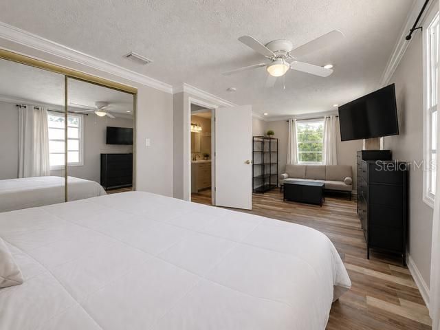 Activo con contrato: $350,000 (3 camas, 2 baños, 1116 Pies cuadrados)