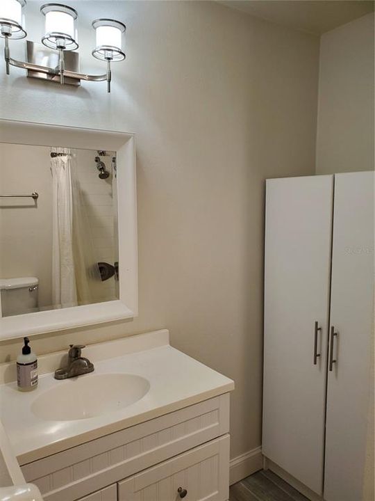 В аренду: $1,950 (2 спален, 1 ванн, 852 Квадратных фут)