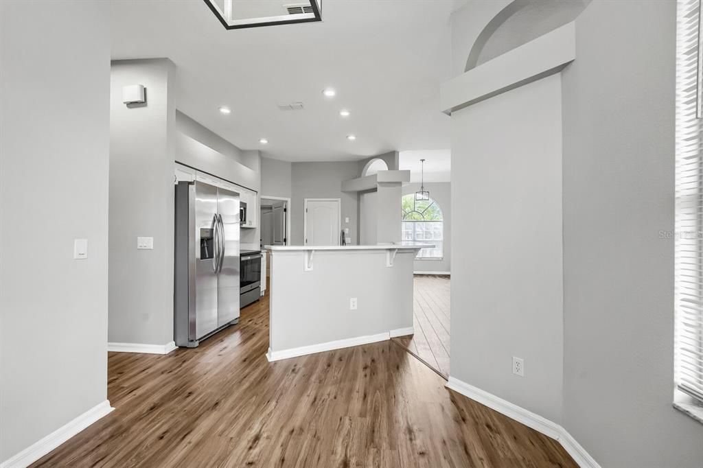 На продажу: $359,900 (3 спален, 2 ванн, 1622 Квадратных фут)