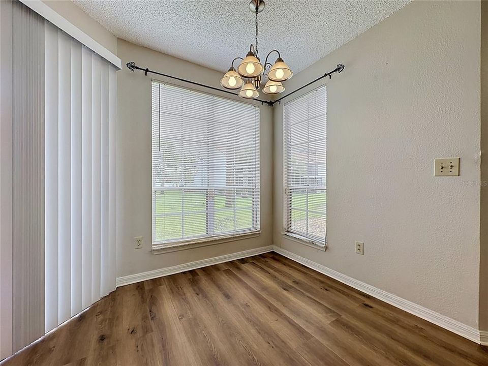 В аренду: $1,850 (2 спален, 2 ванн, 1080 Квадратных фут)