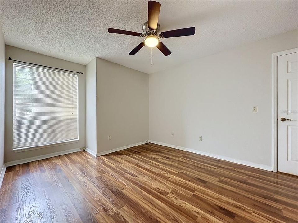 В аренду: $1,850 (2 спален, 2 ванн, 1080 Квадратных фут)
