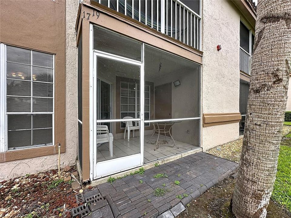 В аренду: $1,850 (2 спален, 2 ванн, 1080 Квадратных фут)