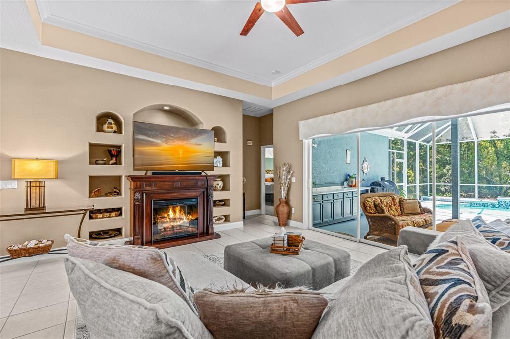 For Sale: $585,000 (4 beds, 3 baths, 2250 Square Feet)