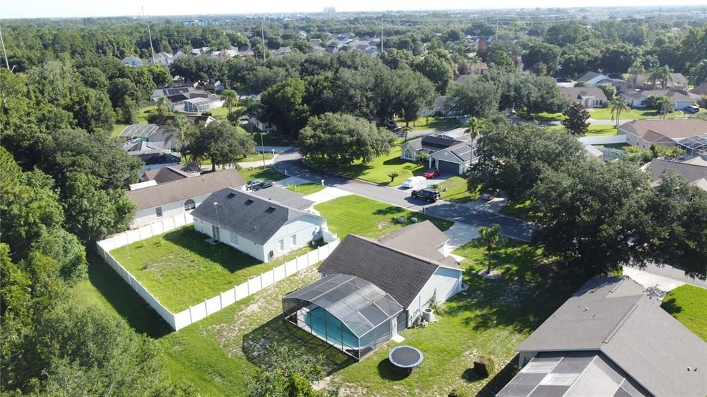 En Venta: $334,999 (3 camas, 2 baños, 1239 Pies cuadrados)