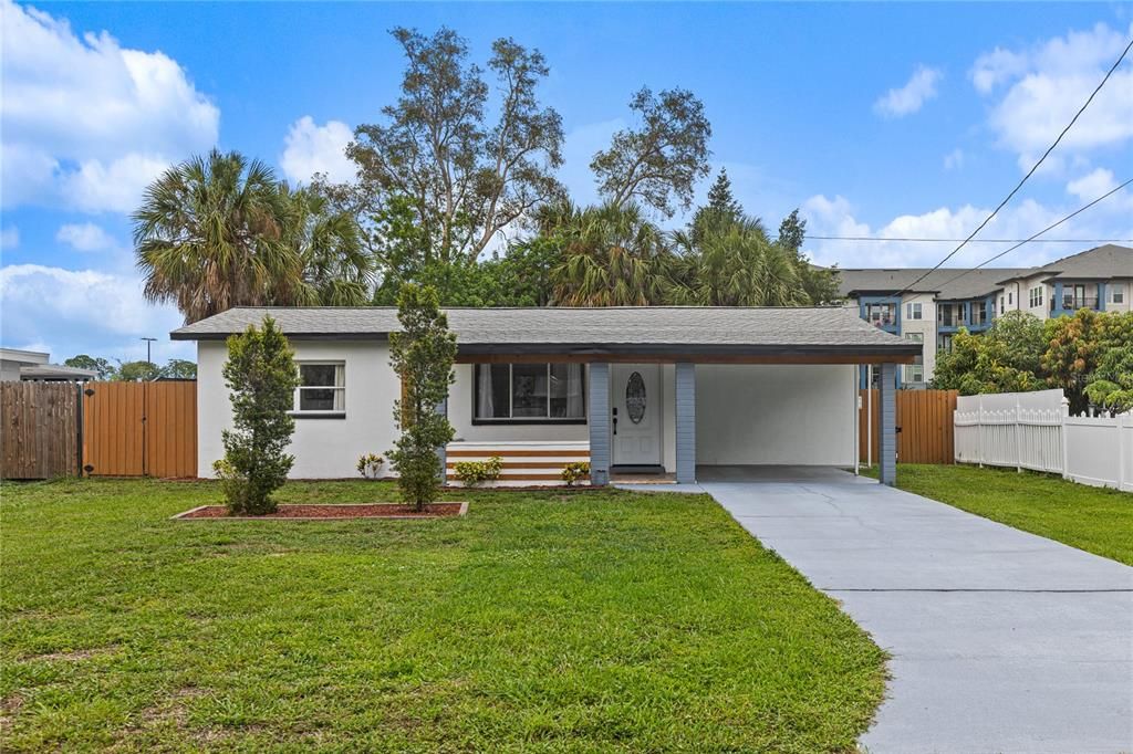 En Venta: $350,000 (2 camas, 1 baños, 821 Pies cuadrados)