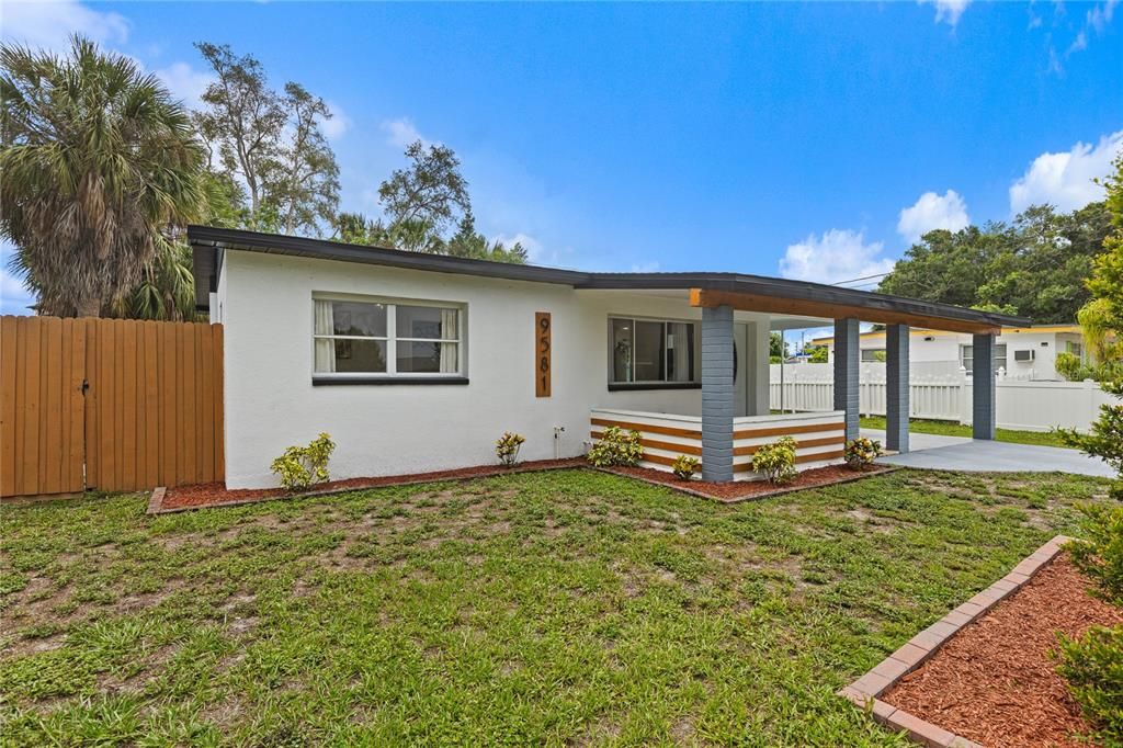 En Venta: $350,000 (2 camas, 1 baños, 821 Pies cuadrados)