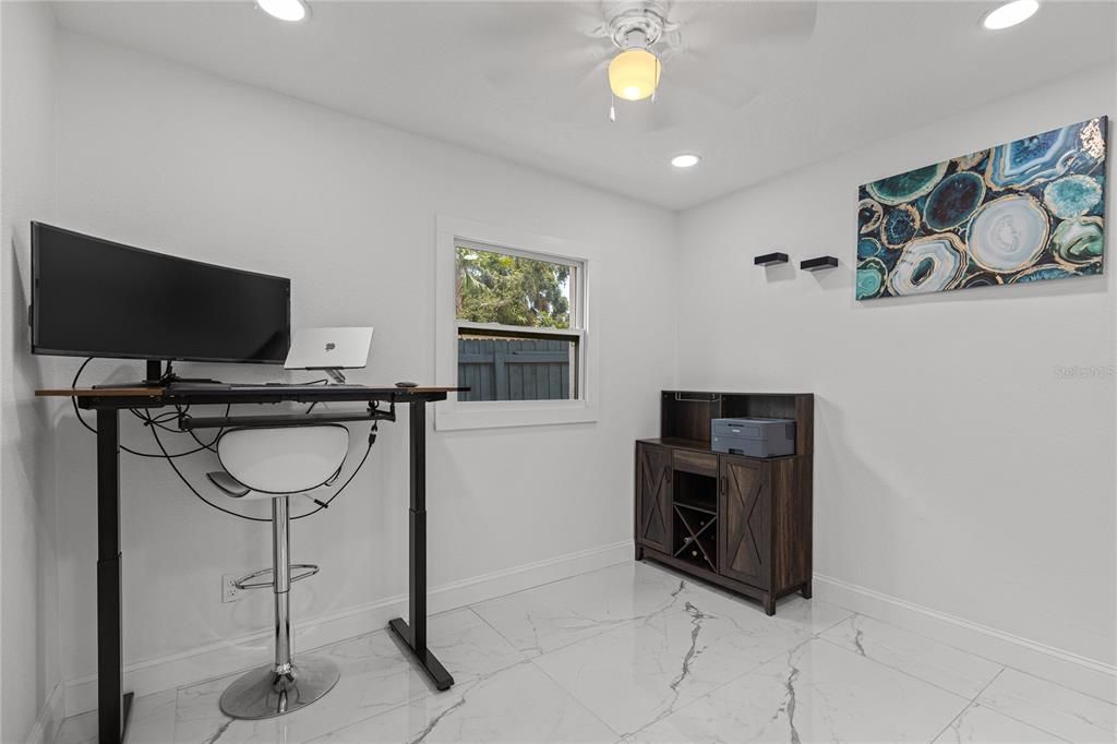 En Venta: $350,000 (2 camas, 1 baños, 821 Pies cuadrados)