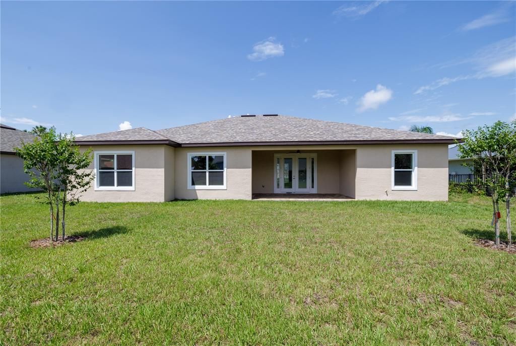 En Venta: $619,000 (4 camas, 3 baños, 2424 Pies cuadrados)