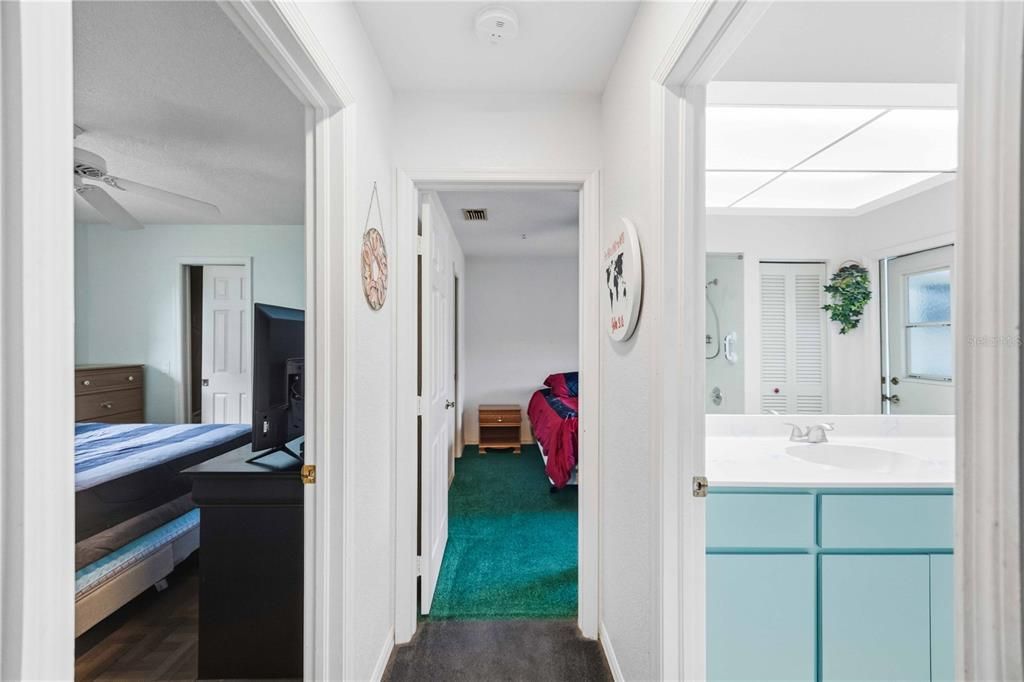 For Sale: $320,000 (3 beds, 2 baths, 1935 Square Feet)