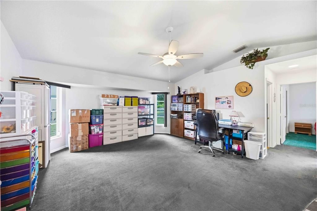 For Sale: $320,000 (3 beds, 2 baths, 1935 Square Feet)