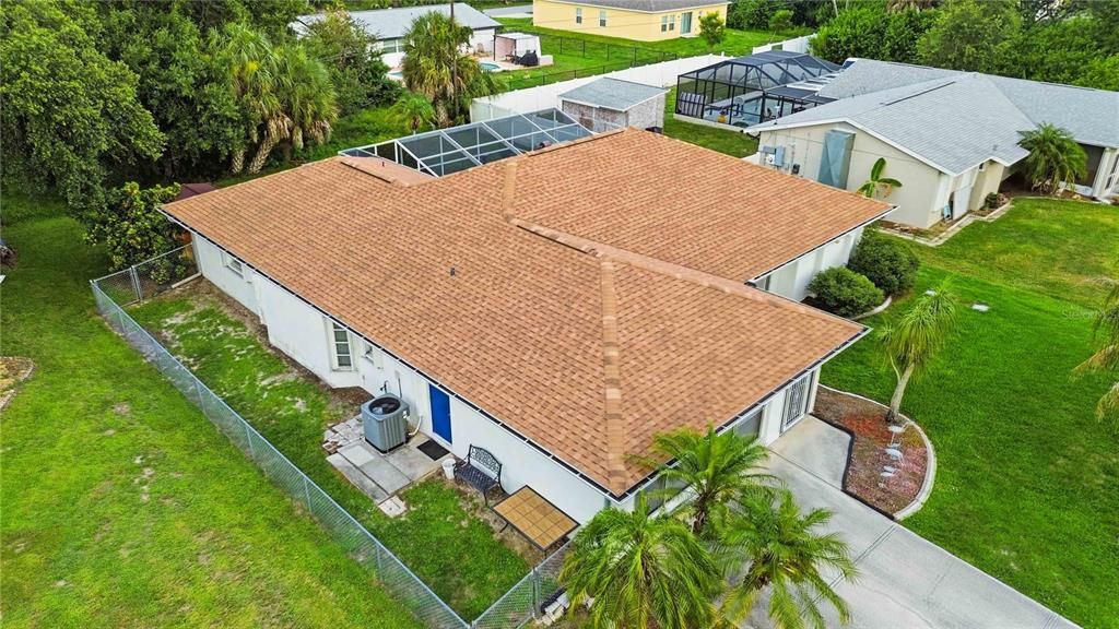 For Sale: $320,000 (3 beds, 2 baths, 1935 Square Feet)