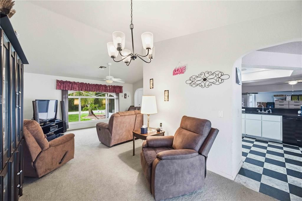 For Sale: $320,000 (3 beds, 2 baths, 1935 Square Feet)