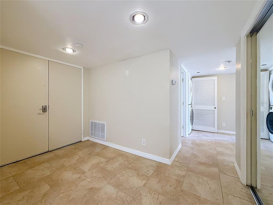 В аренду: $3,750 (2 спален, 2 ванн, 1331 Квадратных фут)