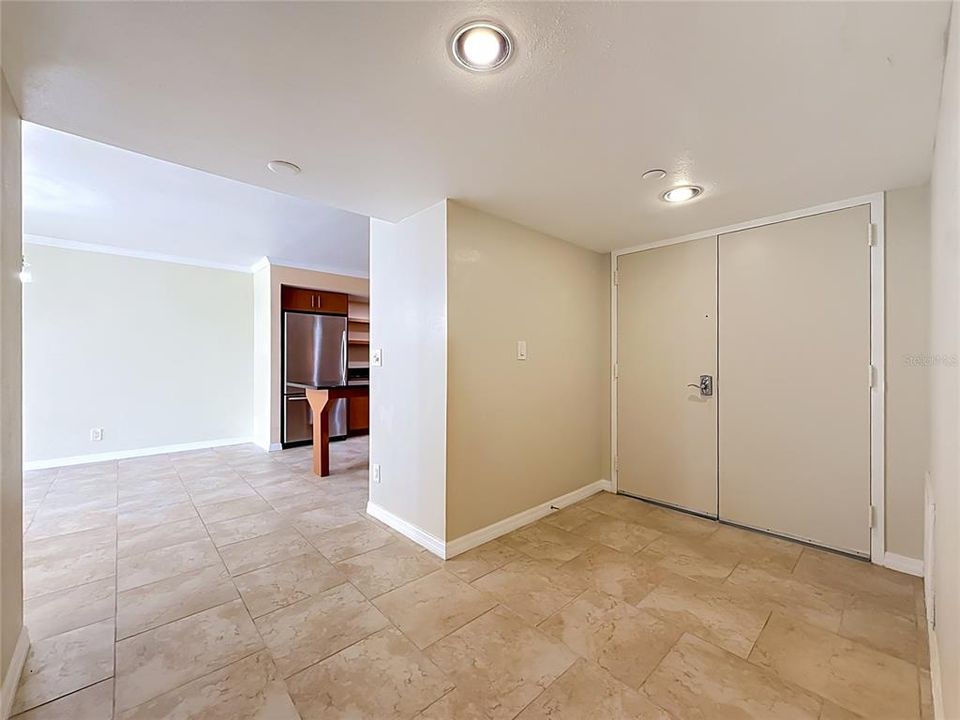 В аренду: $3,750 (2 спален, 2 ванн, 1331 Квадратных фут)