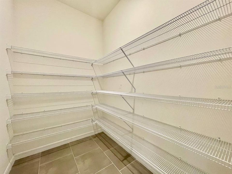В аренду: $2,900 (4 спален, 3 ванн, 3313 Квадратных фут)