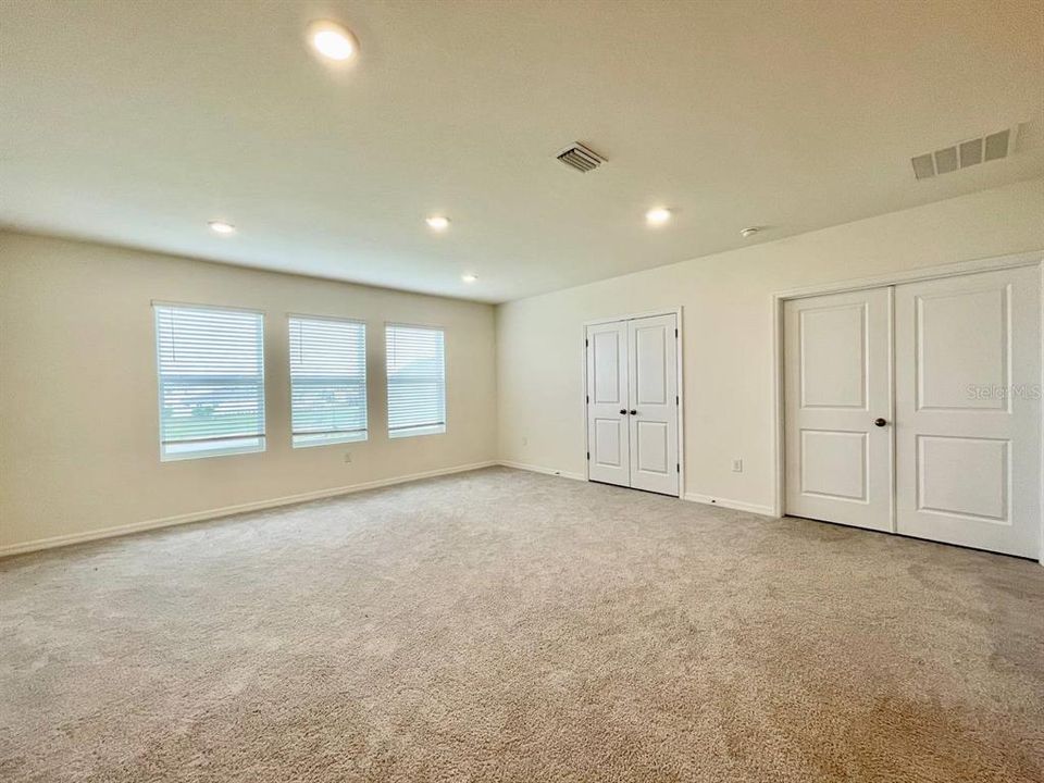 В аренду: $2,900 (4 спален, 3 ванн, 3313 Квадратных фут)