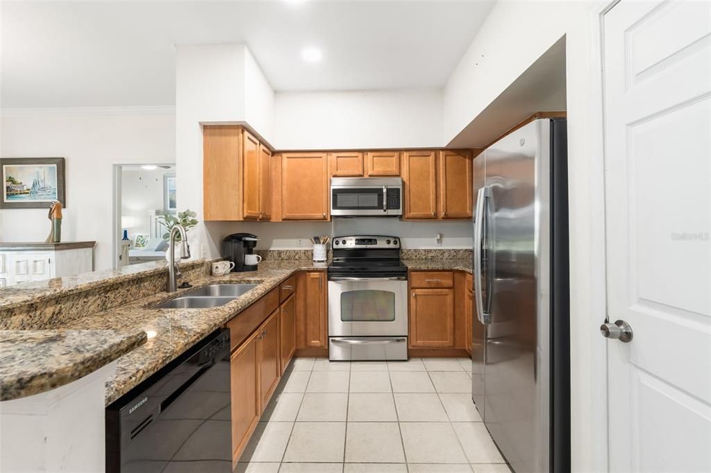 В аренду: $2,395 (3 спален, 2 ванн, 1454 Квадратных фут)