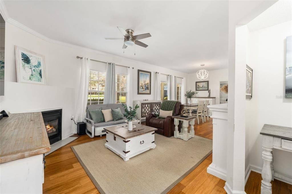 В аренду: $2,395 (3 спален, 2 ванн, 1454 Квадратных фут)