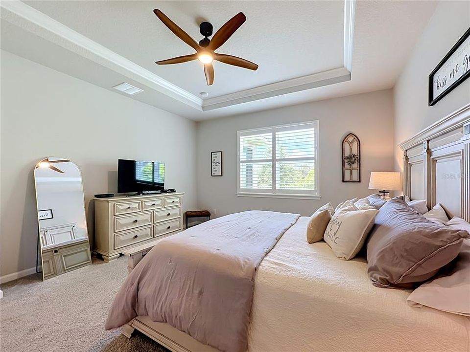 For Sale: $564,900 (4 beds, 2 baths, 2209 Square Feet)