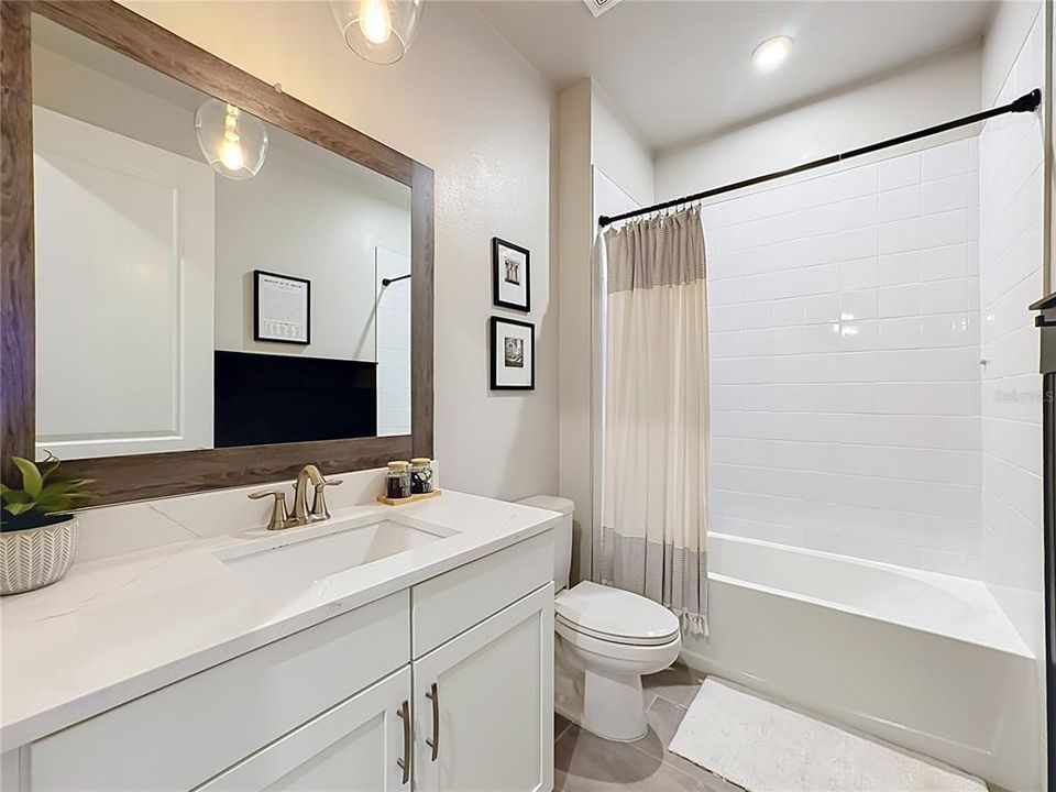 For Sale: $564,900 (4 beds, 2 baths, 2209 Square Feet)