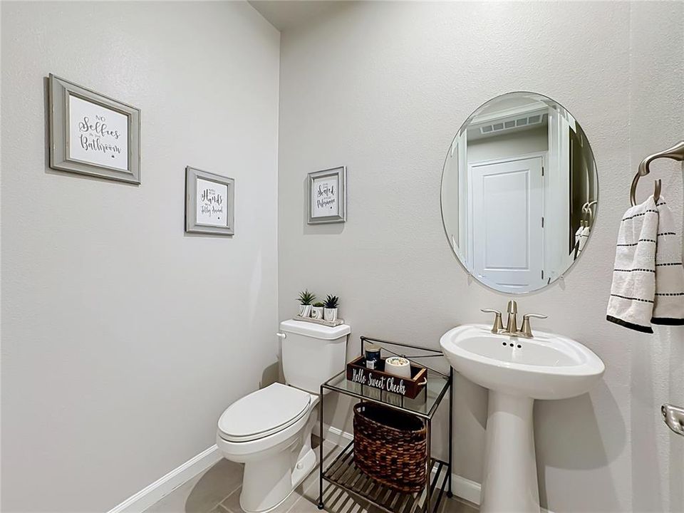 For Sale: $564,900 (4 beds, 2 baths, 2209 Square Feet)