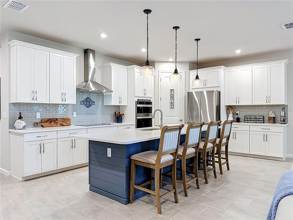 For Sale: $564,900 (4 beds, 2 baths, 2209 Square Feet)