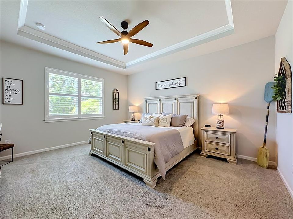 For Sale: $564,900 (4 beds, 2 baths, 2209 Square Feet)