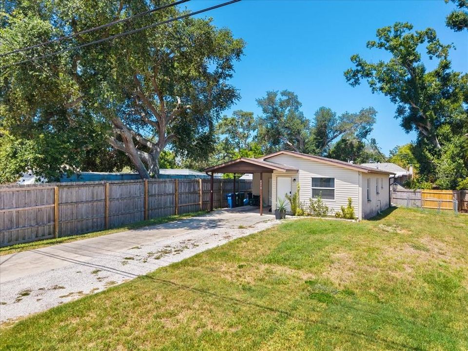 En Venta: $310,000 (2 camas, 1 baños, 904 Pies cuadrados)