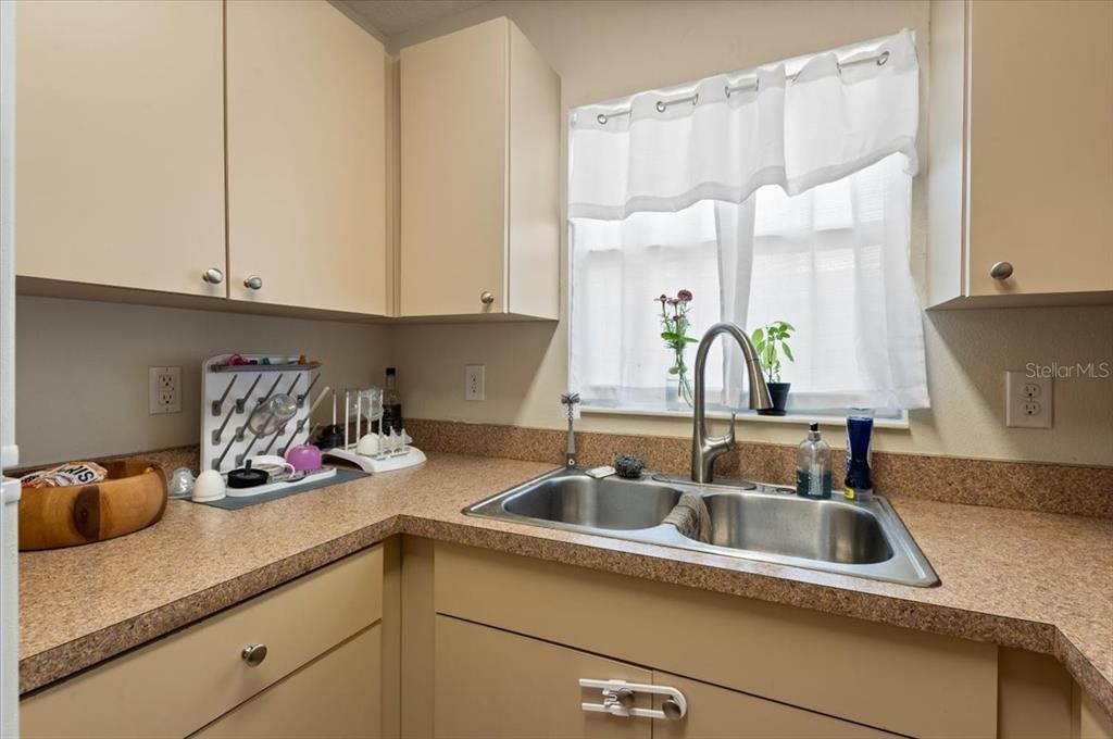 En Venta: $310,000 (2 camas, 1 baños, 904 Pies cuadrados)