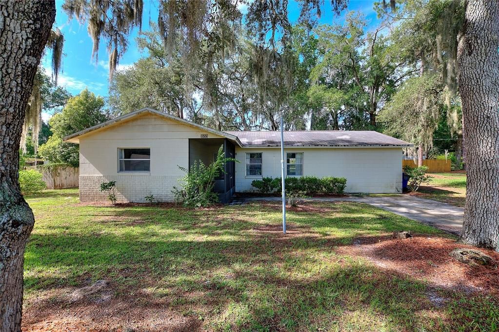 Activo con contrato: $265,000 (3 camas, 1 baños, 1356 Pies cuadrados)