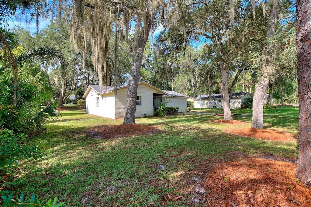 Activo con contrato: $265,000 (3 camas, 1 baños, 1356 Pies cuadrados)