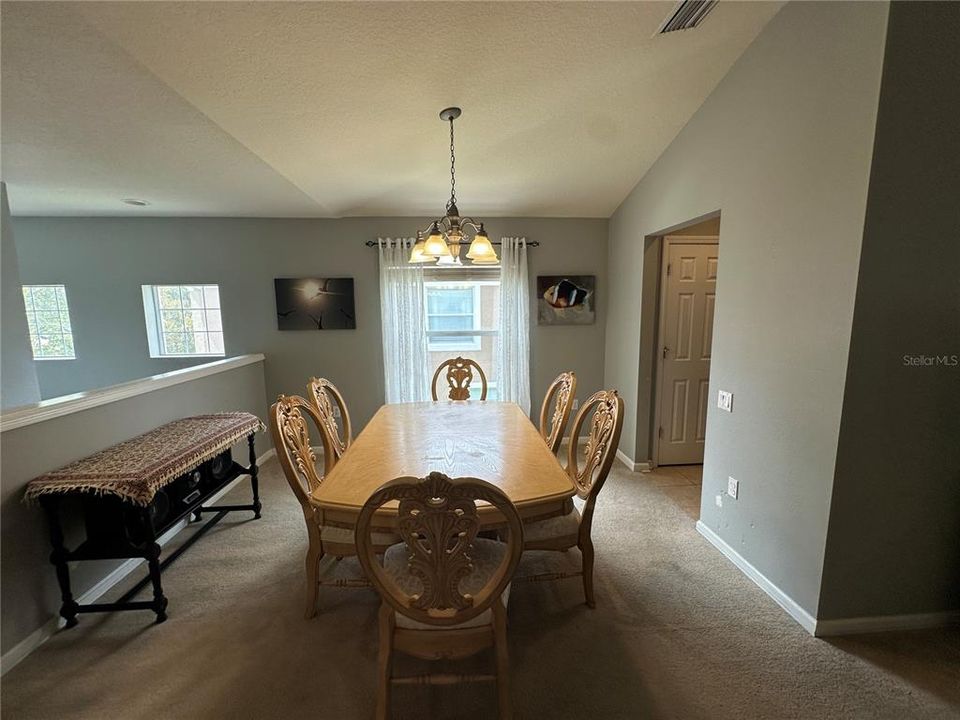 For Sale: $280,000 (2 beds, 2 baths, 1484 Square Feet)