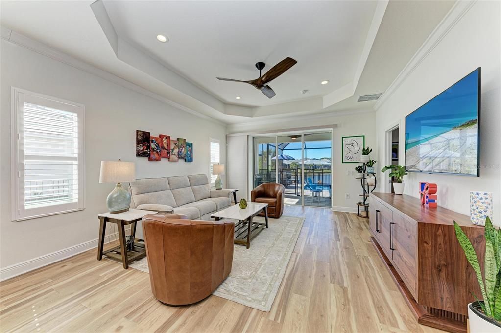 En Venta: $649,900 (3 camas, 2 baños, 1861 Pies cuadrados)
