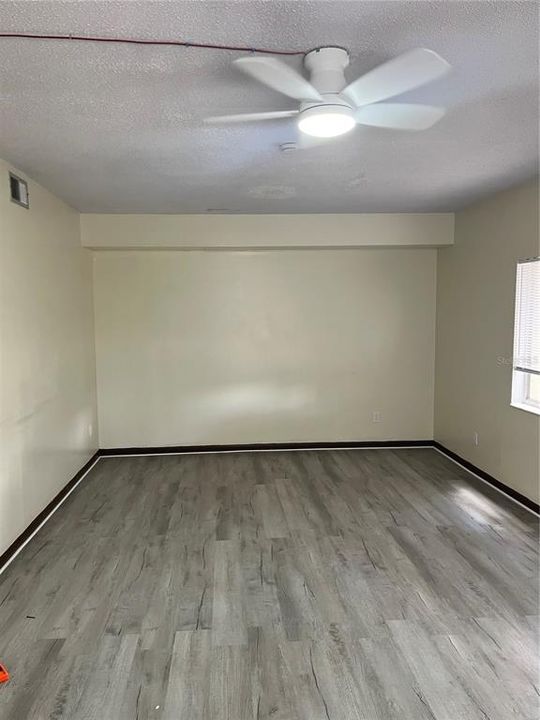 En Venta: $185,000 (3 camas, 2 baños, 1768 Pies cuadrados)