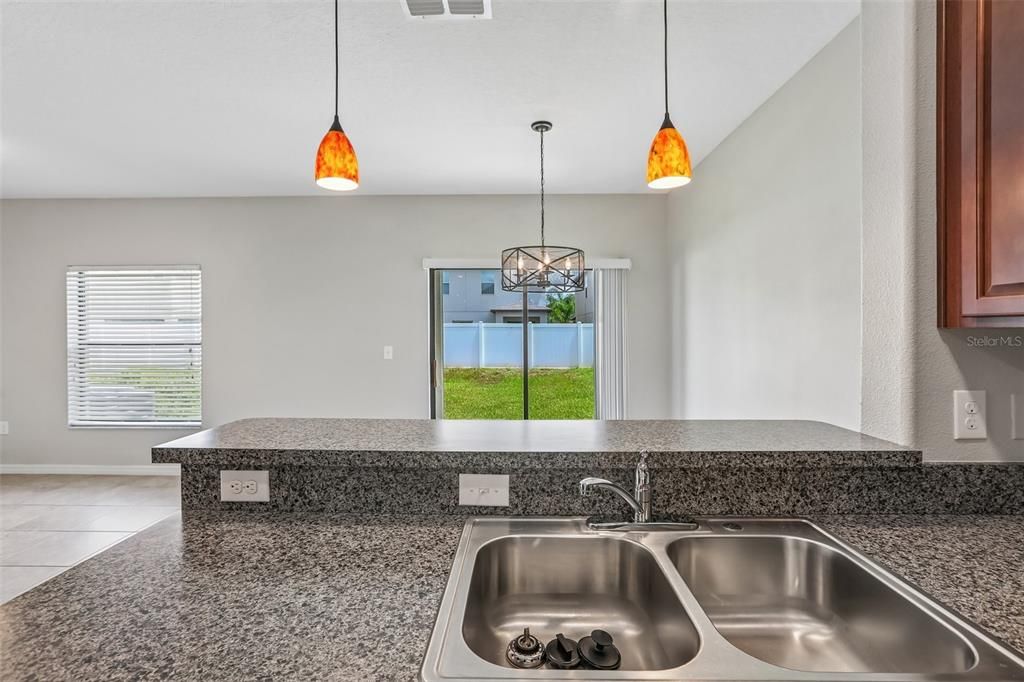 For Sale: $359,900 (3 beds, 2 baths, 1568 Square Feet)