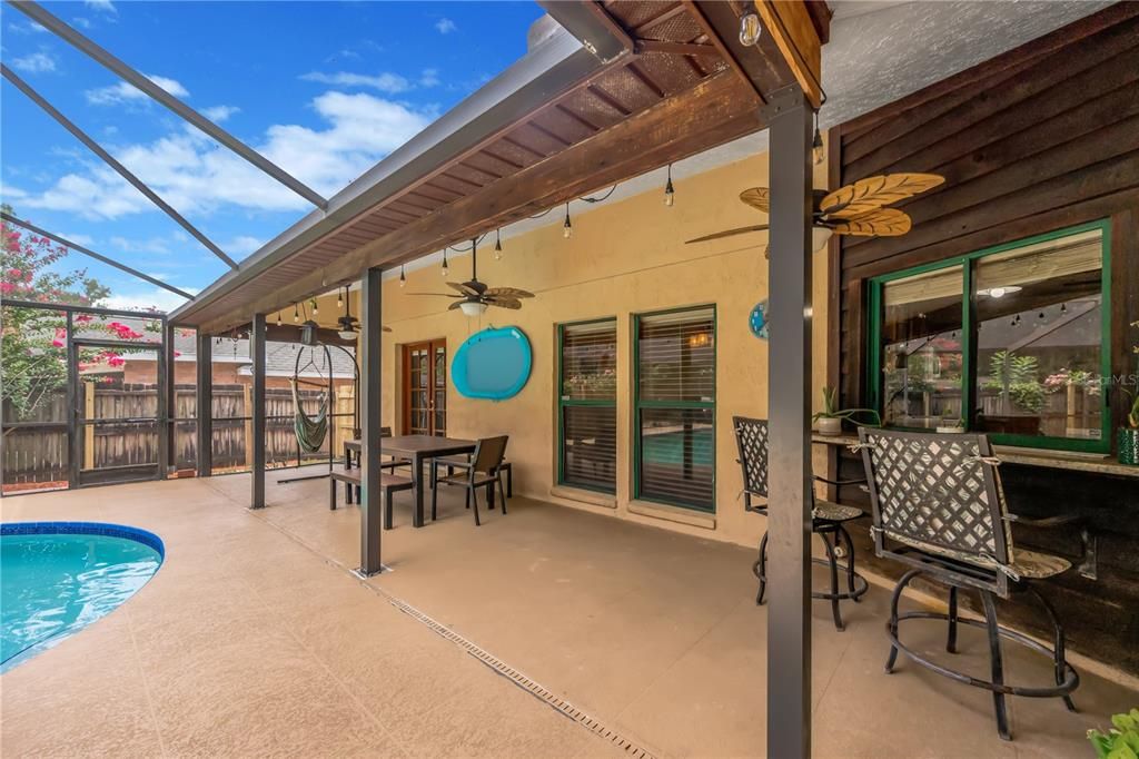 For Sale: $475,000 (4 beds, 3 baths, 2423 Square Feet)