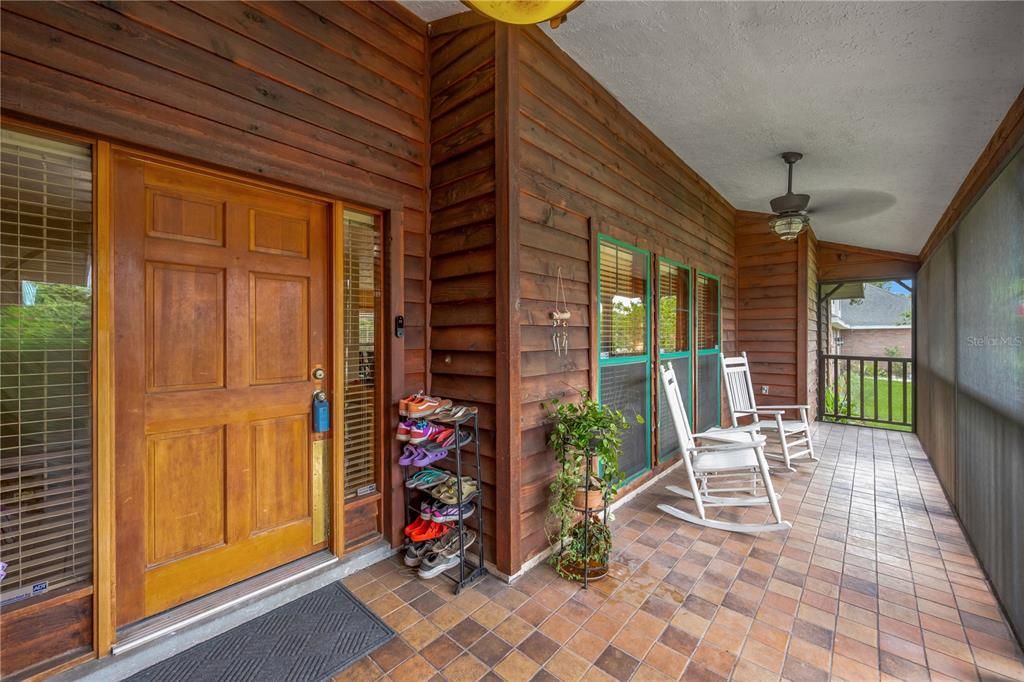 For Sale: $475,000 (4 beds, 3 baths, 2423 Square Feet)