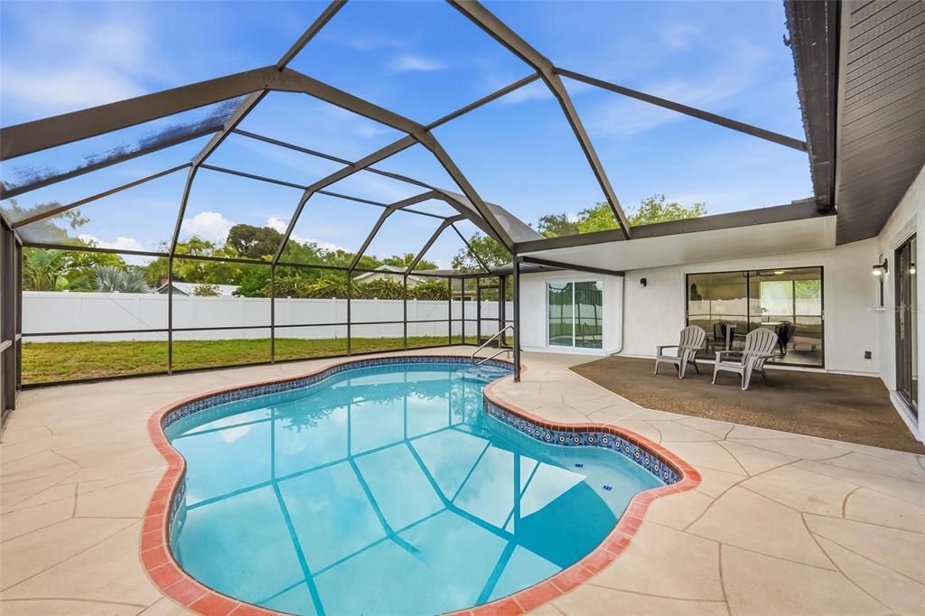 Active With Contract: $549,000 (4 beds, 2 baths, 1542 Square Feet)