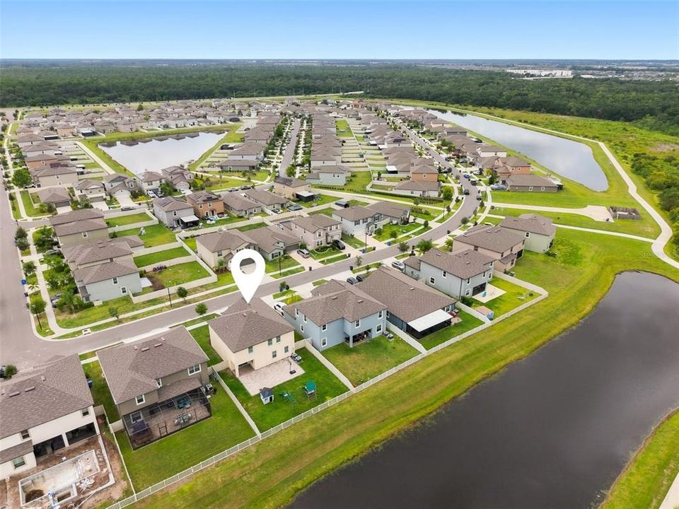 Active With Contract: $2,900 (5 beds, 2 baths, 2902 Square Feet)