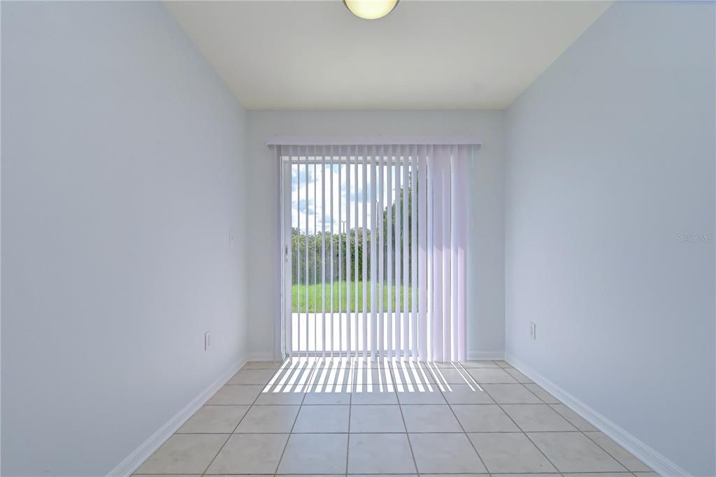 For Rent: $2,300 (4 beds, 2 baths, 1342 Square Feet)