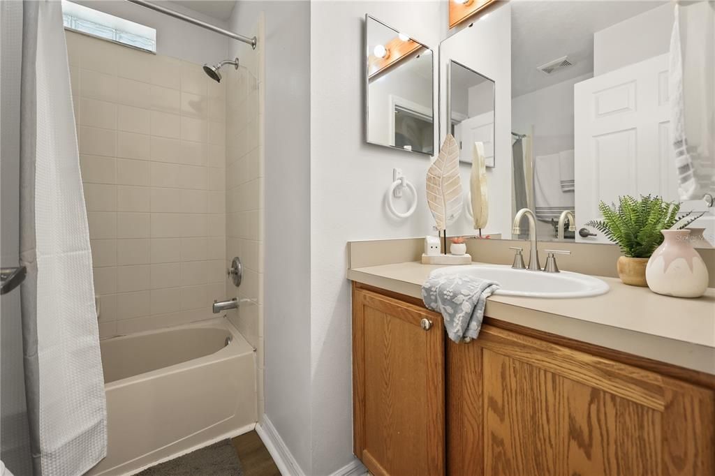 For Sale: $359,000 (3 beds, 2 baths, 1480 Square Feet)