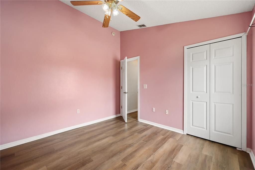 For Sale: $359,000 (3 beds, 2 baths, 1480 Square Feet)