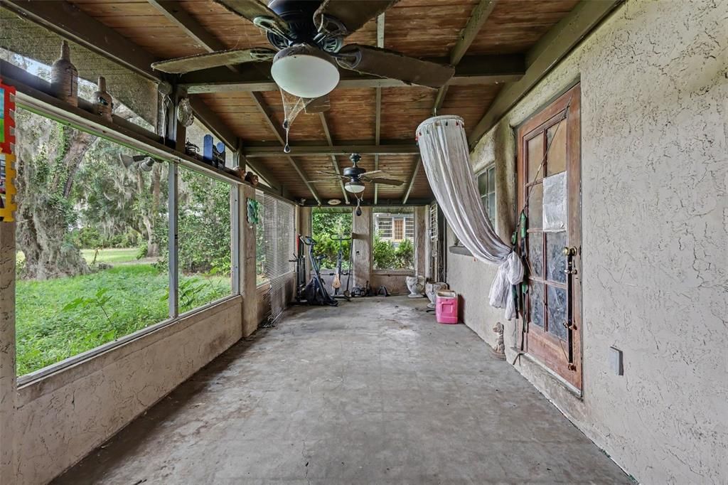 En Venta: $250,000 (5 camas, 3 baños, 1548 Pies cuadrados)
